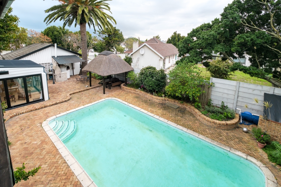 6 Bedroom Property for Sale in Pinelands Western Cape
